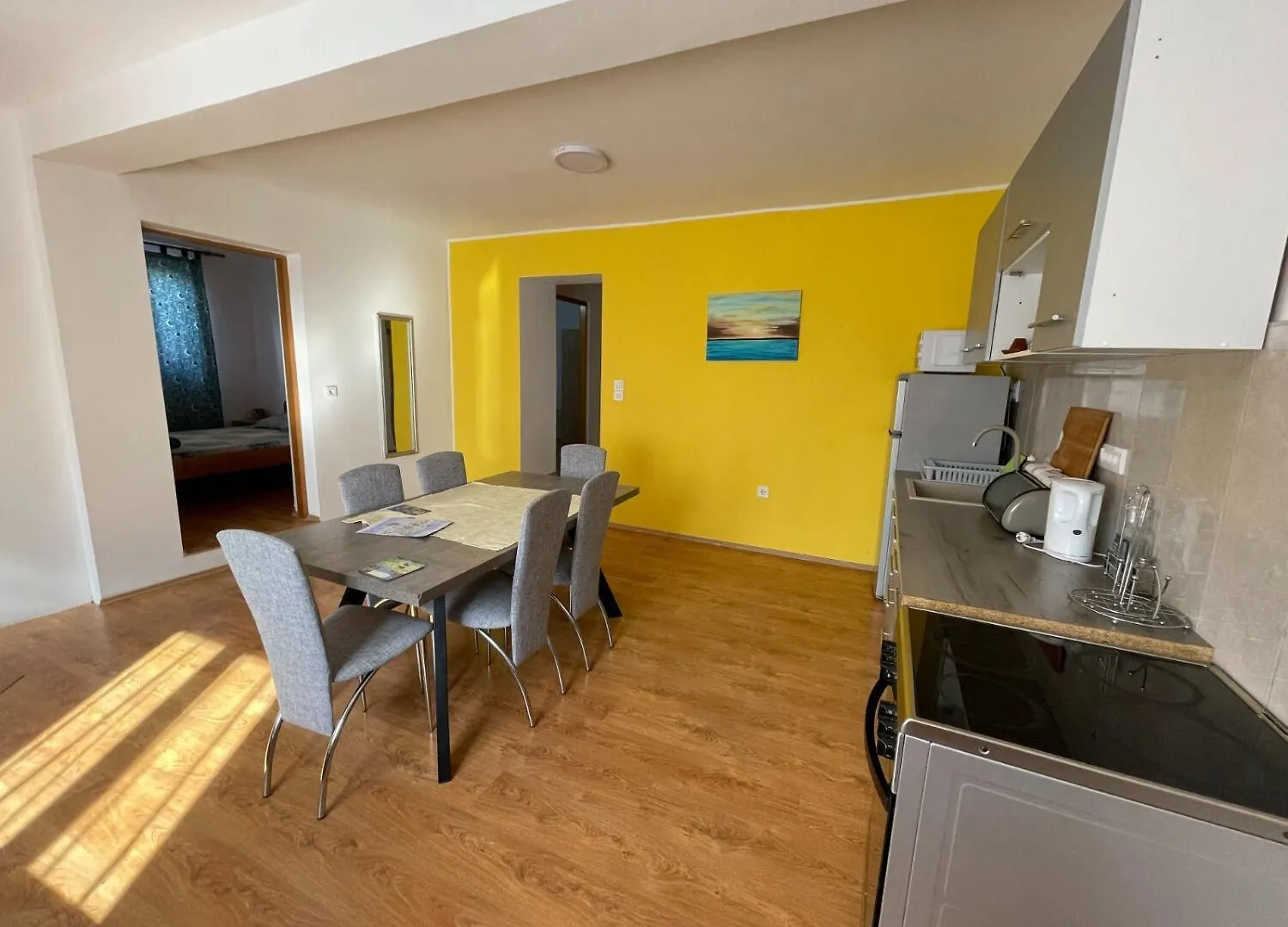 Apartments Jenny - 300M To The Beach Gornji Karin