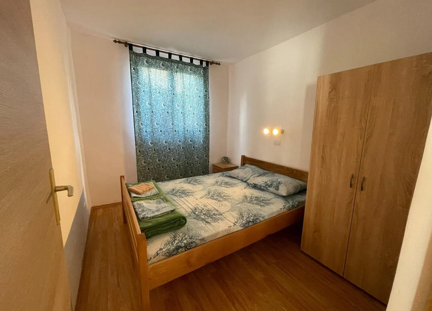 Apartments Jenny - 300M To The Beach Gornji Karin 0*,